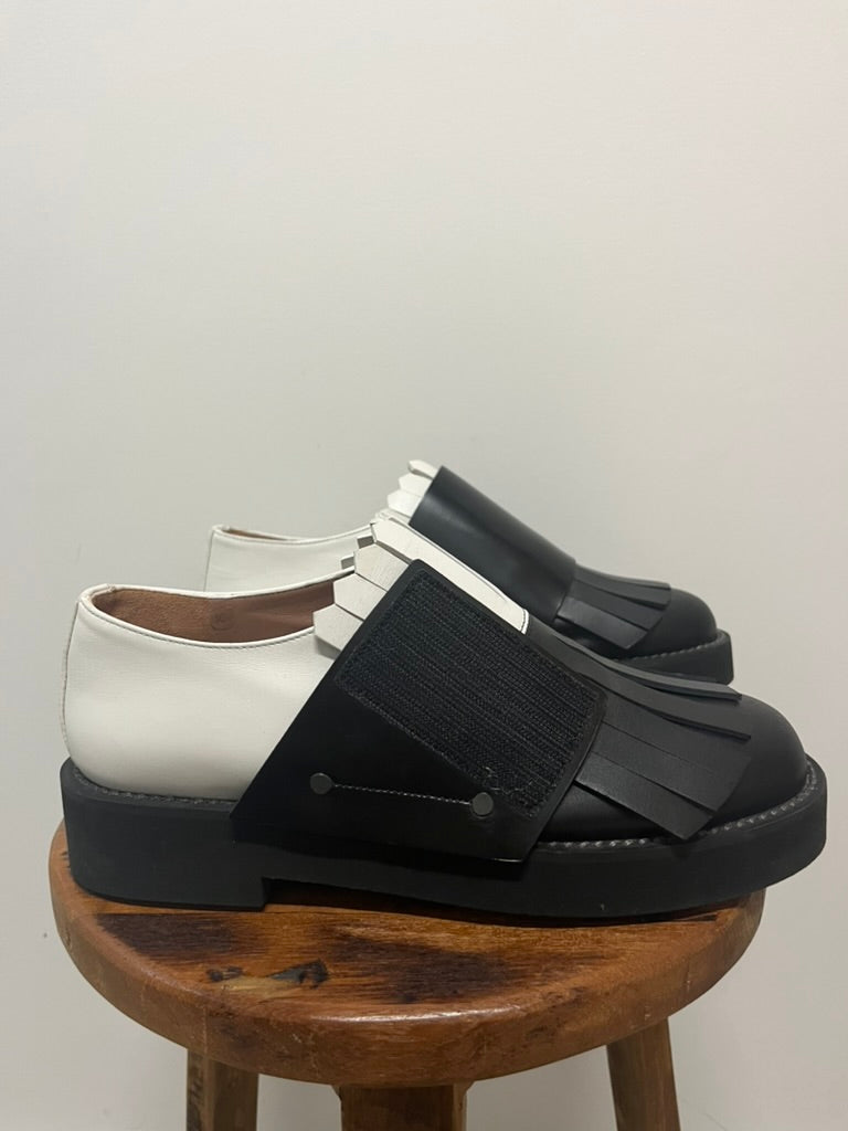 Marni Fringe Loafers B&W Made in Italy EU40